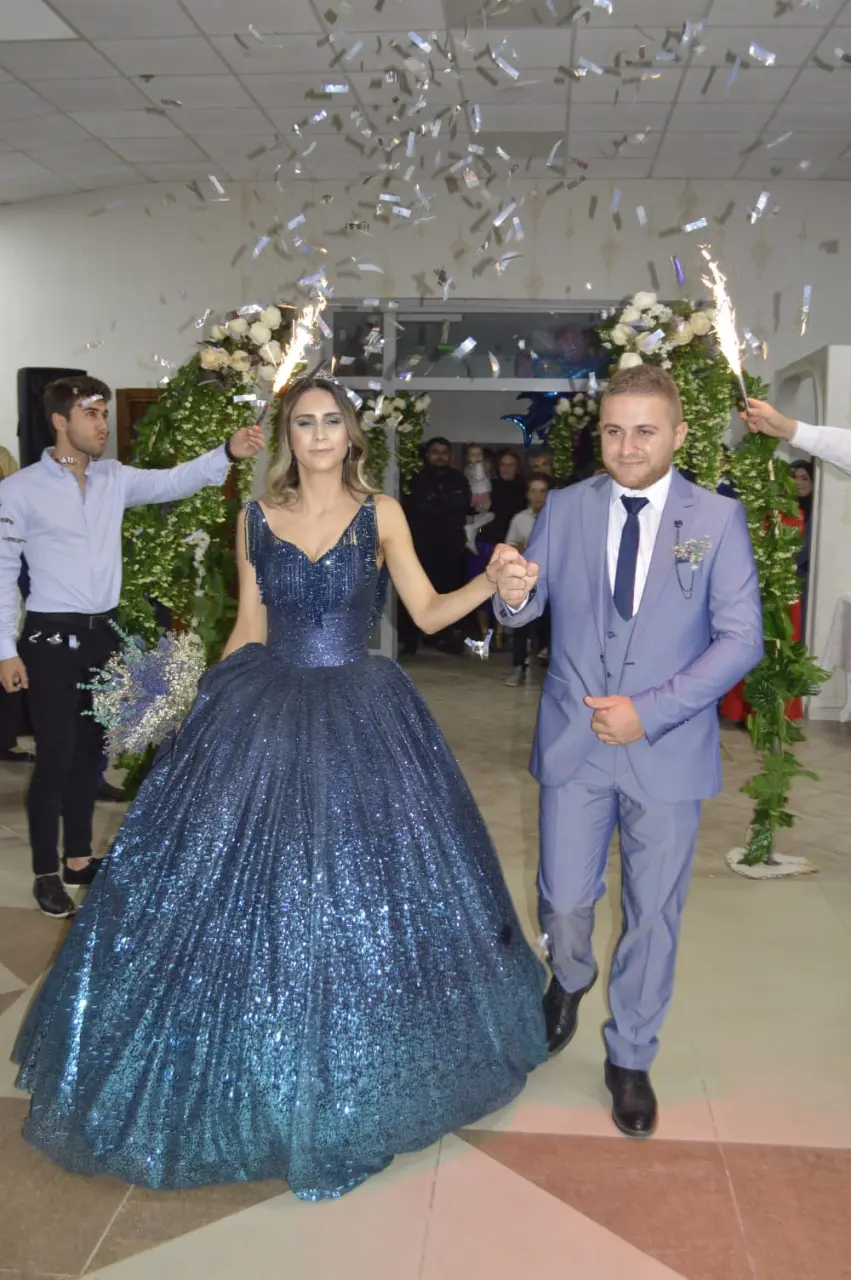Haber: Betül ve Melih Nişanlandı - Galeri-4