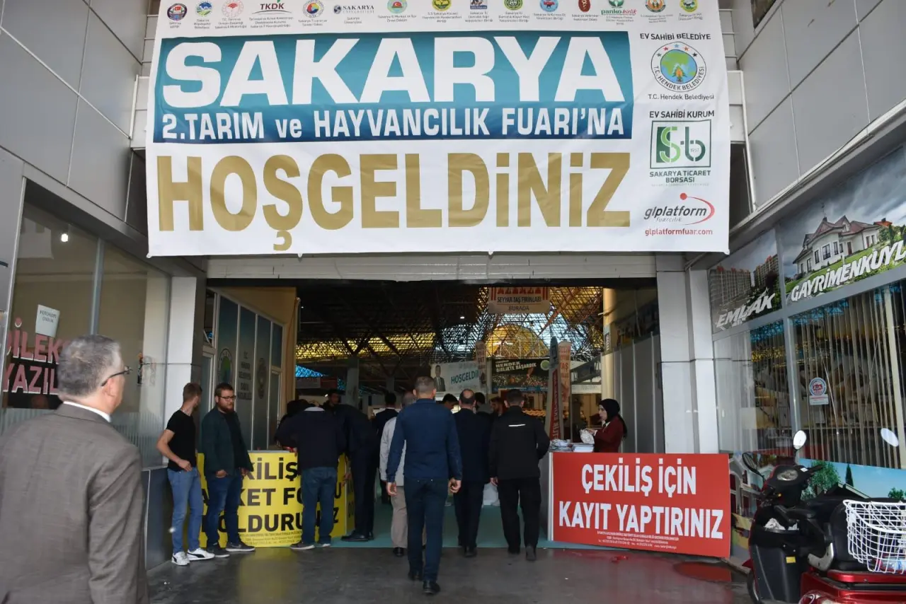Haber: Sakarya Tarım Fuarı Hendek'te Kapılarını Açtı - Öne Çıkan