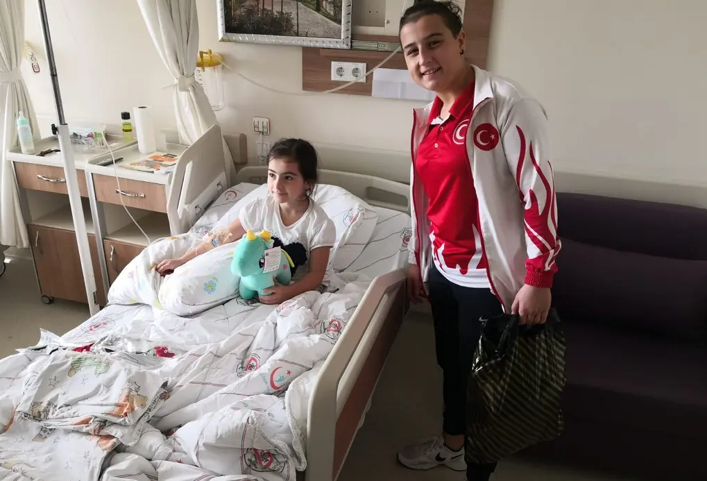 Haber: Şampiyon Özgenur’dan Örnek Davranış - Galeri-2