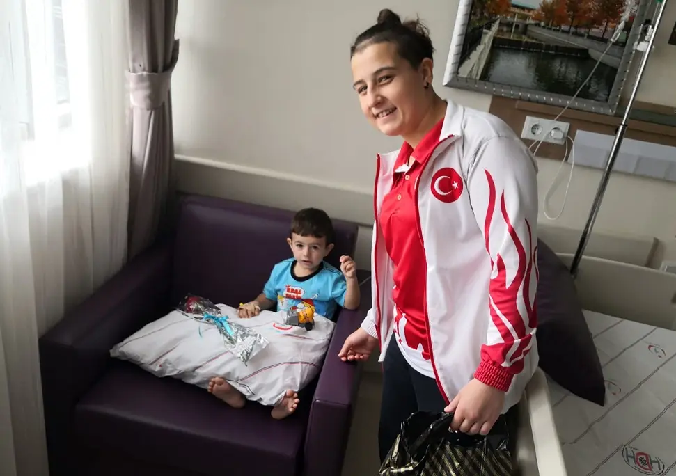 Haber: Şampiyon Özgenur’dan Örnek Davranış - Galeri-1