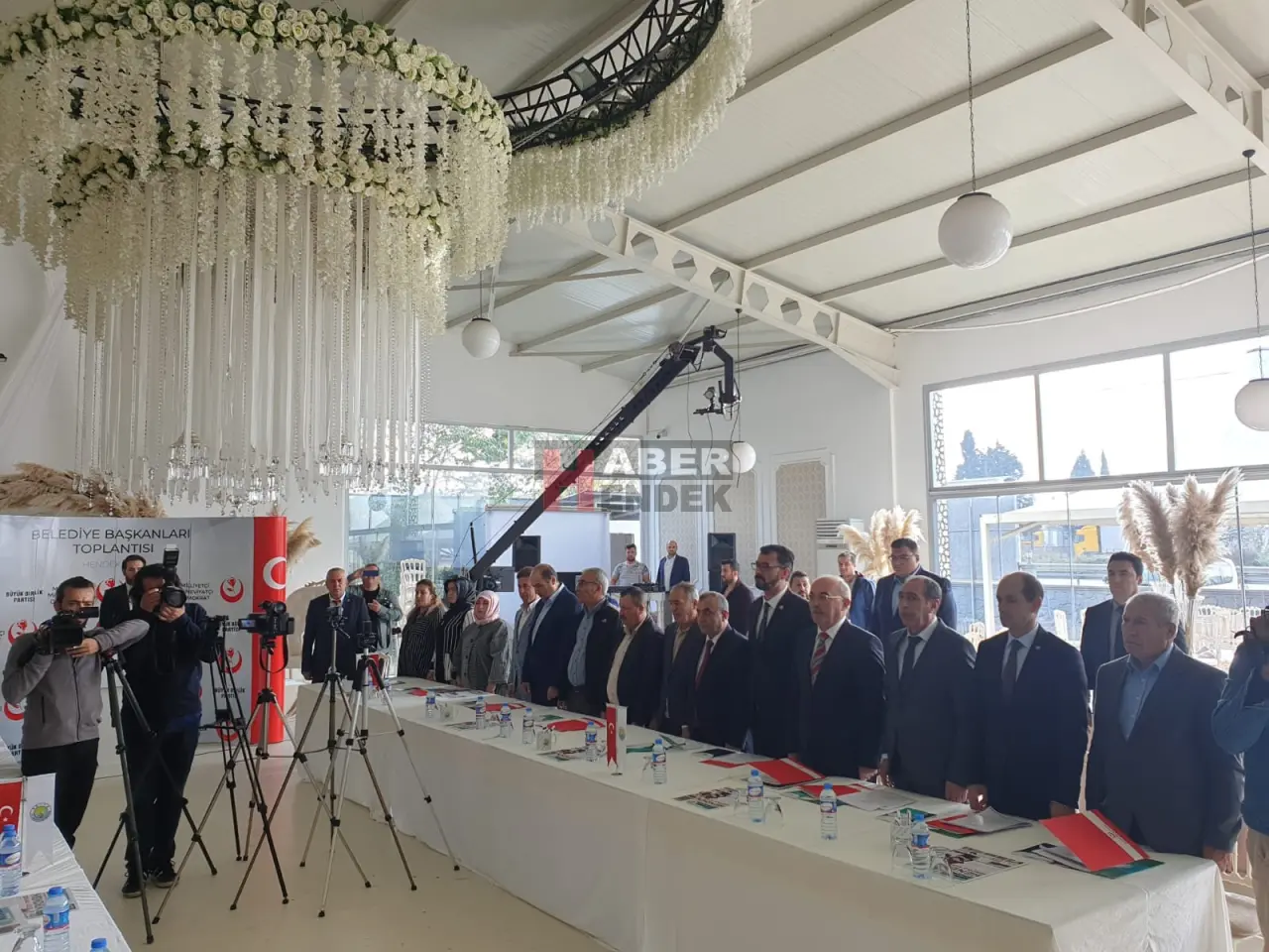 Haber: Destici Hendek’te Belediye Başkanları Toplantısına Katıldı - Galeri-5