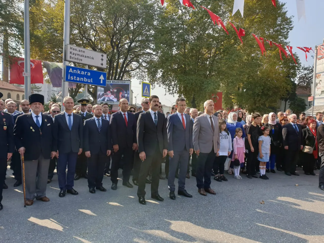 Haber: Cumhuriyet Bayramı Coşkusu Çelenk Koyma Töreni İle Başladı - Galeri-2