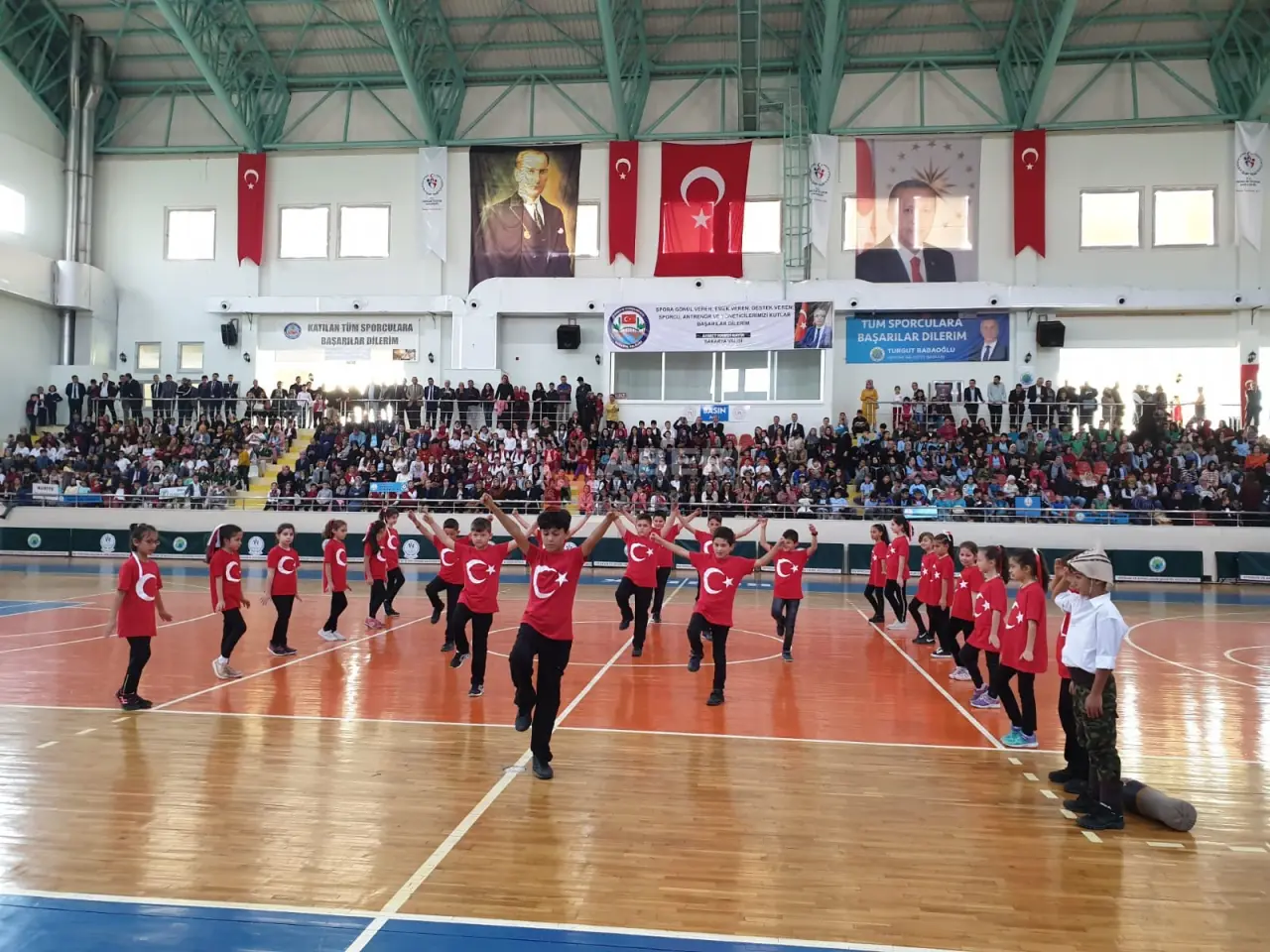 Haber: Cumhuriyet Bayramı Hendek’te Coşkuyla Kutlandı - Galeri-3