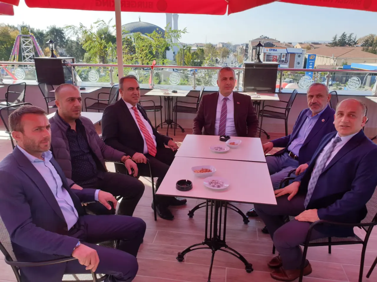 Haber: Burger Kıng Lezzet Tutkunlarının Hizmetine Açıldı - Galeri-10