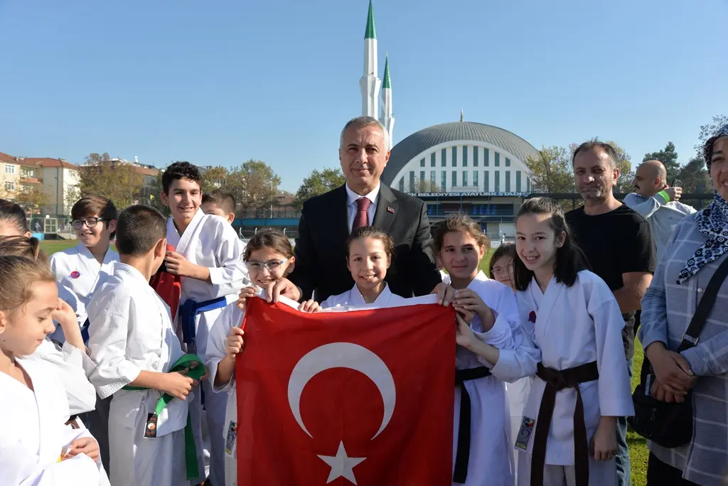 Haber: Babaoğlu; Sporcularımızla Gurur Duyuyoruz - Galeri-1