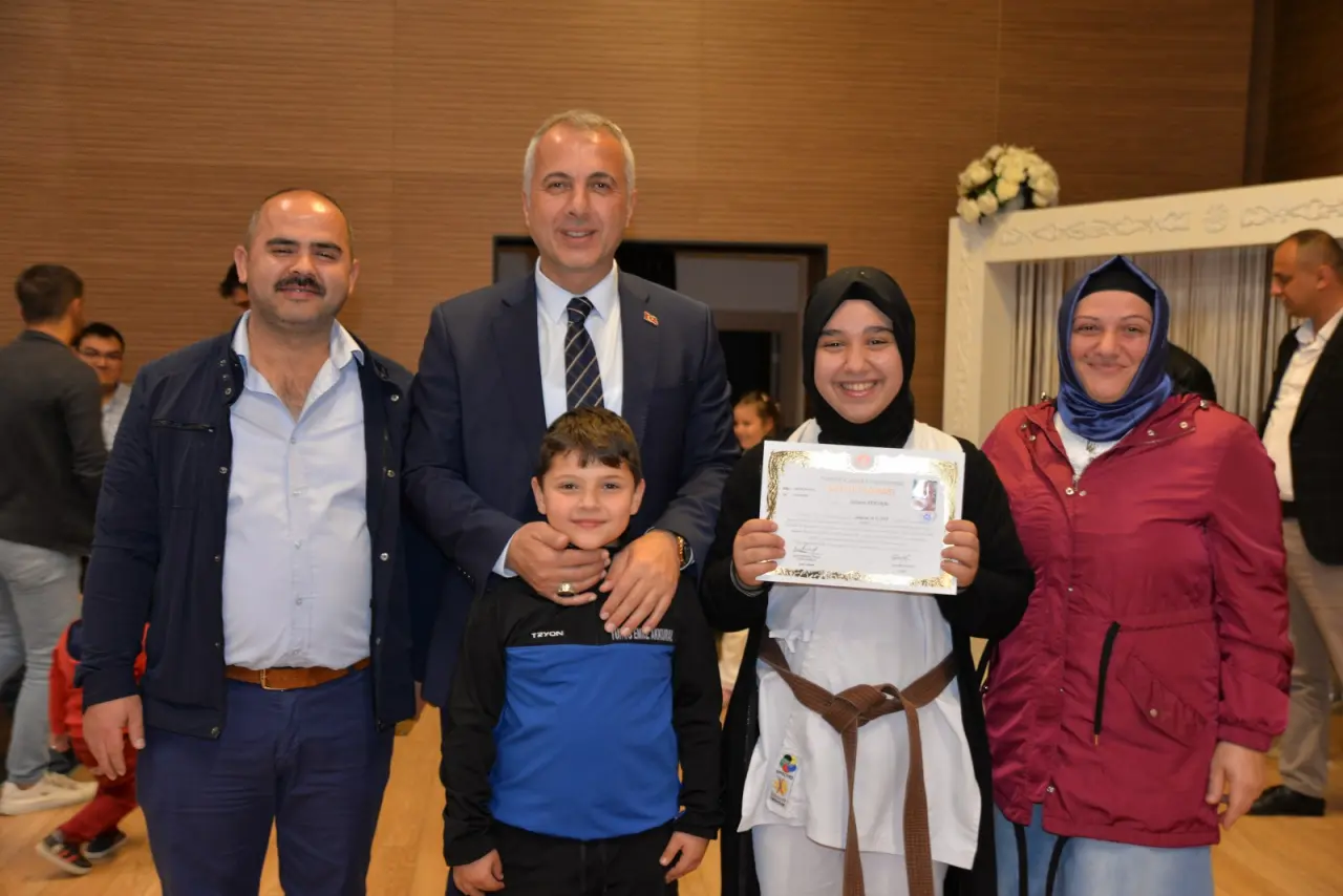Haber: KARATECİLER ORDUSU - Galeri-16
