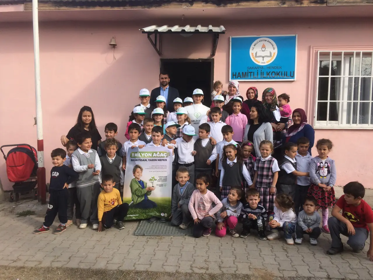 Haber: Geleceğin Ciğerlerini Diktiler - Galeri-5