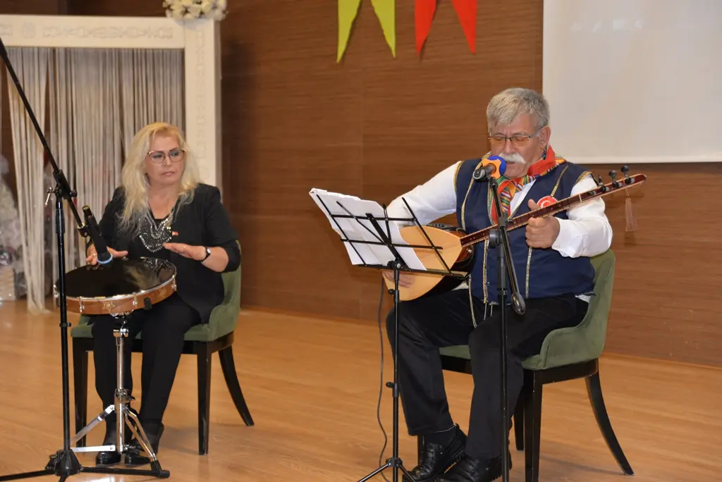 Haber: Hendek'te şiir dolu unutulmaz gece - Galeri-4
