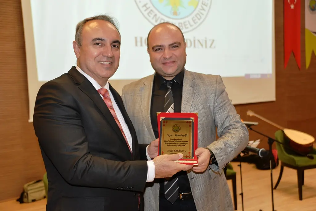 Haber: Hendek'te şiir dolu unutulmaz gece - Galeri-1