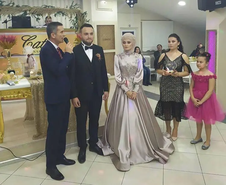 Haber: Merve ile Enes Evlilik Yolunda İlk Adımı Attı - Galeri-1
