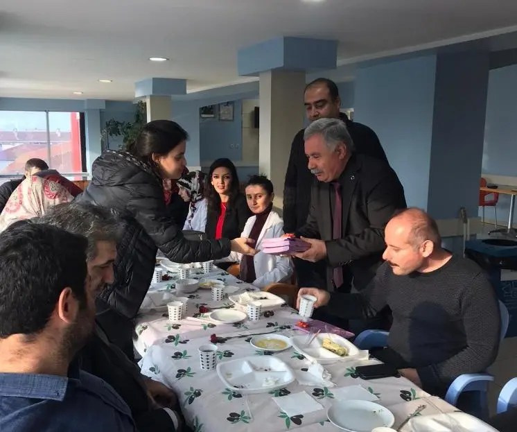 Haber: Sınav Eğitim Merkezi Öğretmenler Gününü Kutladı - Galeri-3
