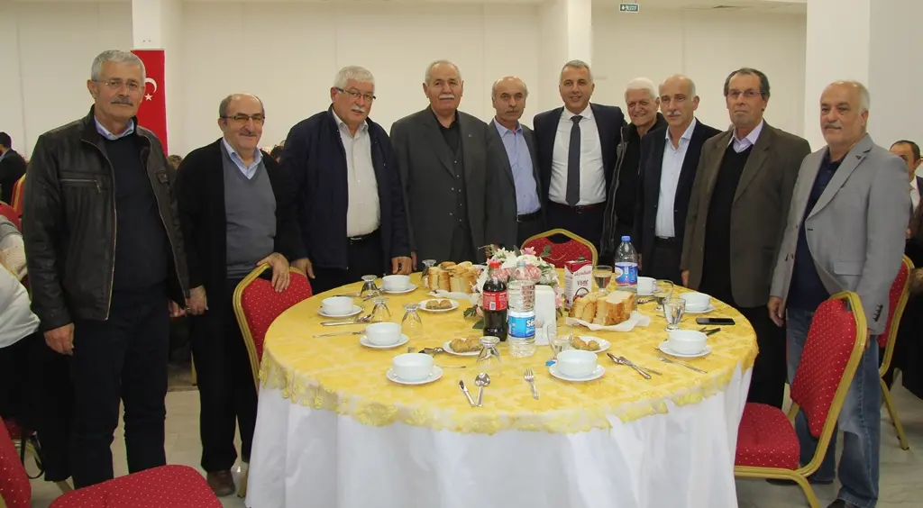 Haber: Hendek’te öğretmenlere özel kutlama - Galeri-13