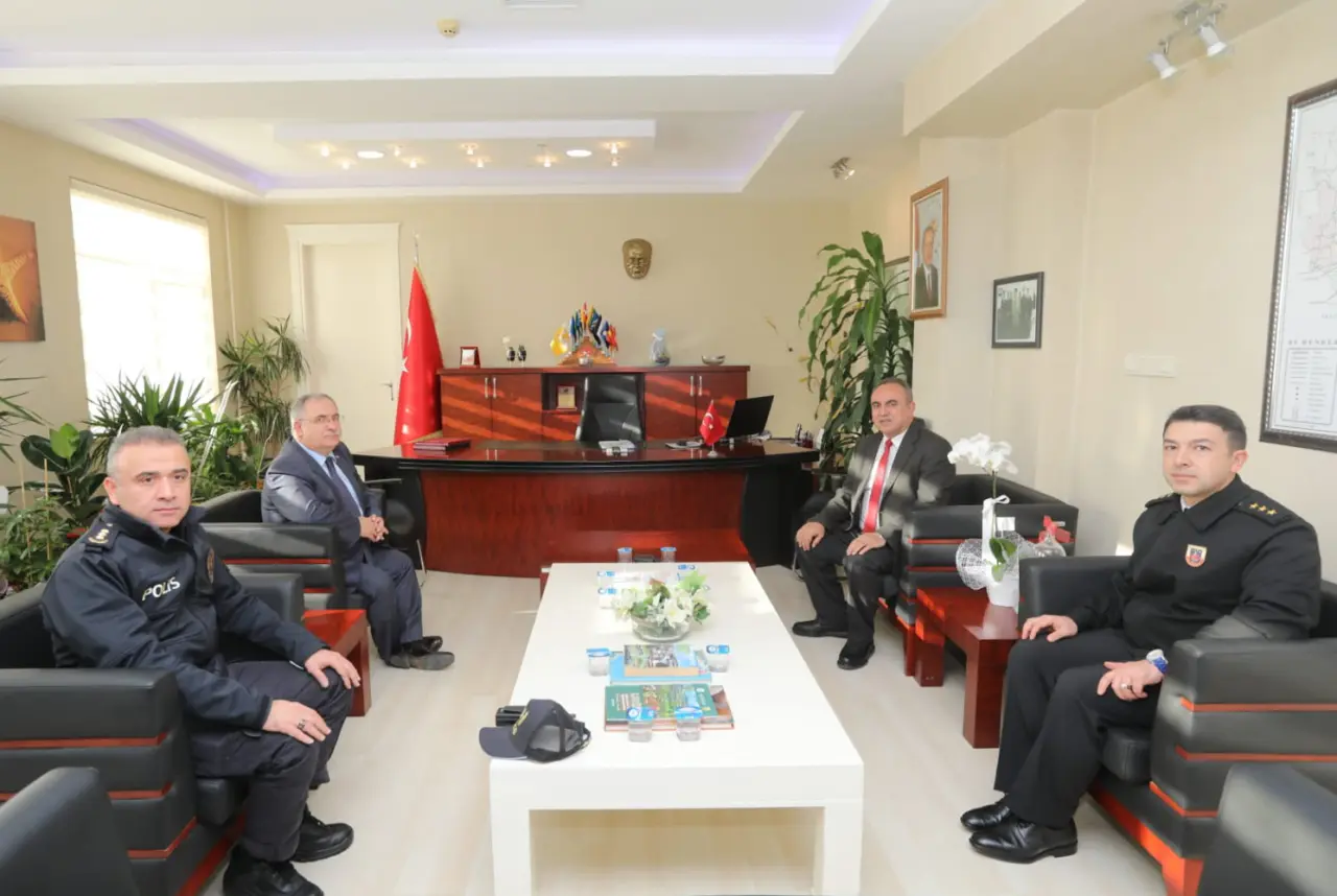 Haber: Vali Nayir’den Kaymakam Acır’a İade-i Ziyaret - Galeri-1