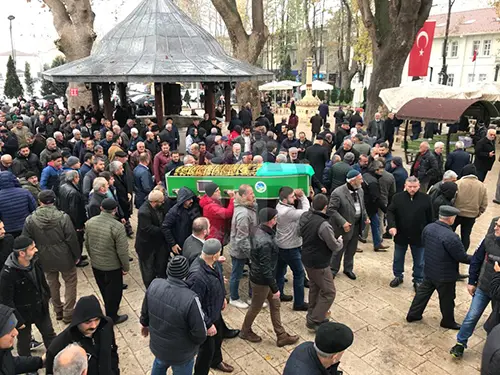 Haber: Gazeteci Mehmet Kavis’in Annesi Toprağa Verildi - Galeri-3