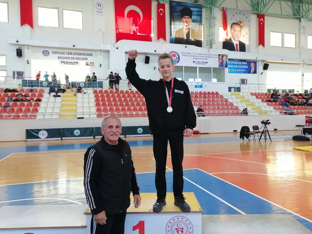 Haber: Güreş İl Müsabakaları Hendek'te Yapıldı - Galeri-3