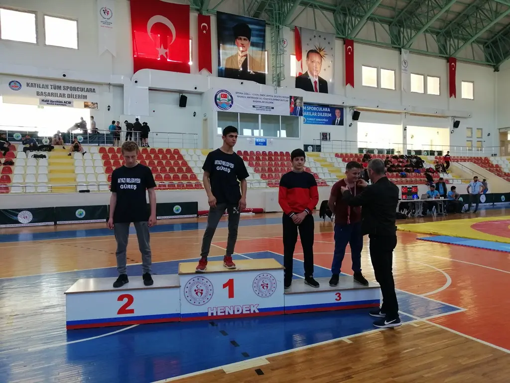 Haber: Güreş İl Müsabakaları Hendek'te Yapıldı - Galeri-4