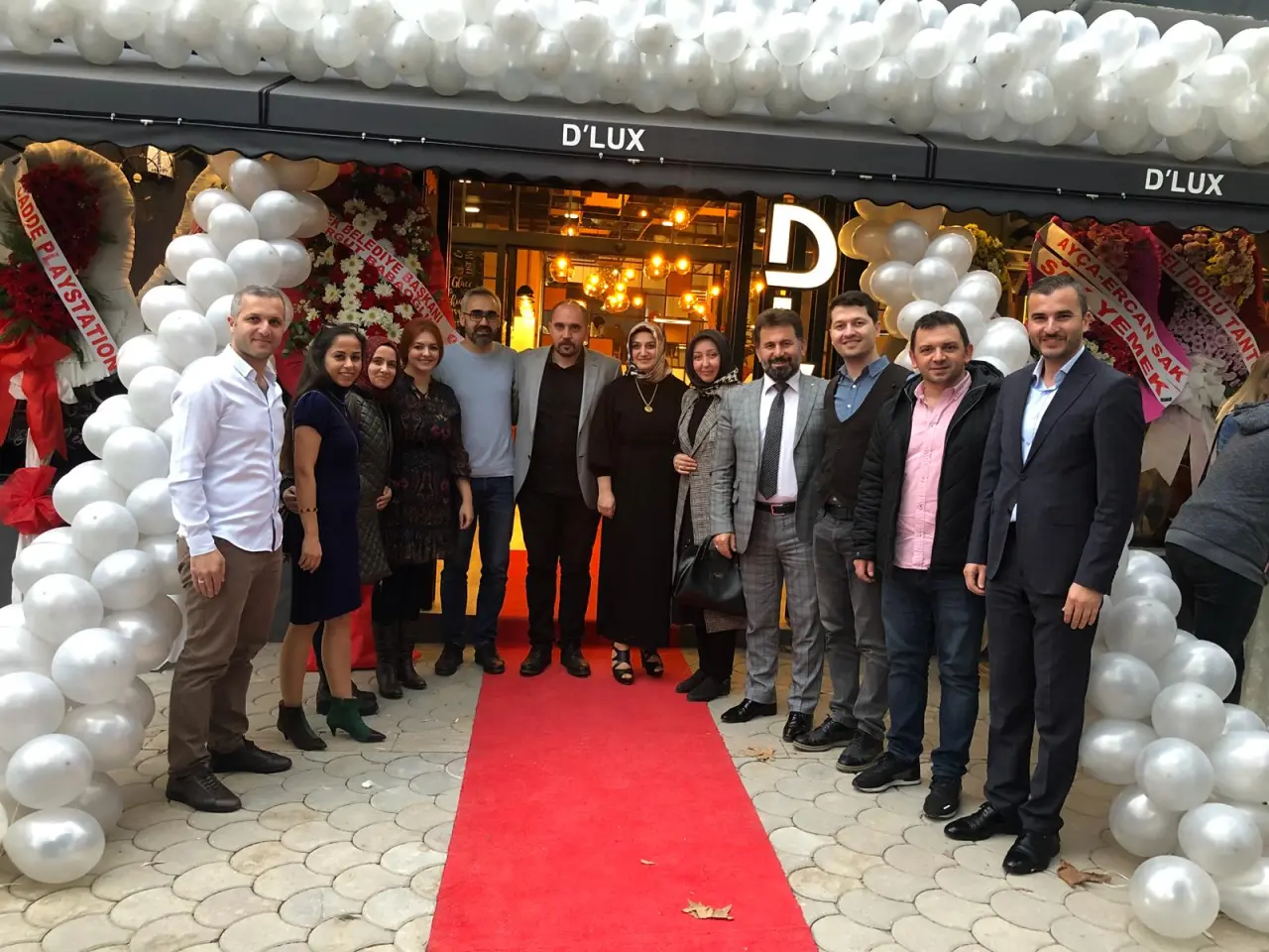 Haber: D’LUX Kafe & Restaurant Yeni Yüzüyle Hizmetinizde - Galeri-7