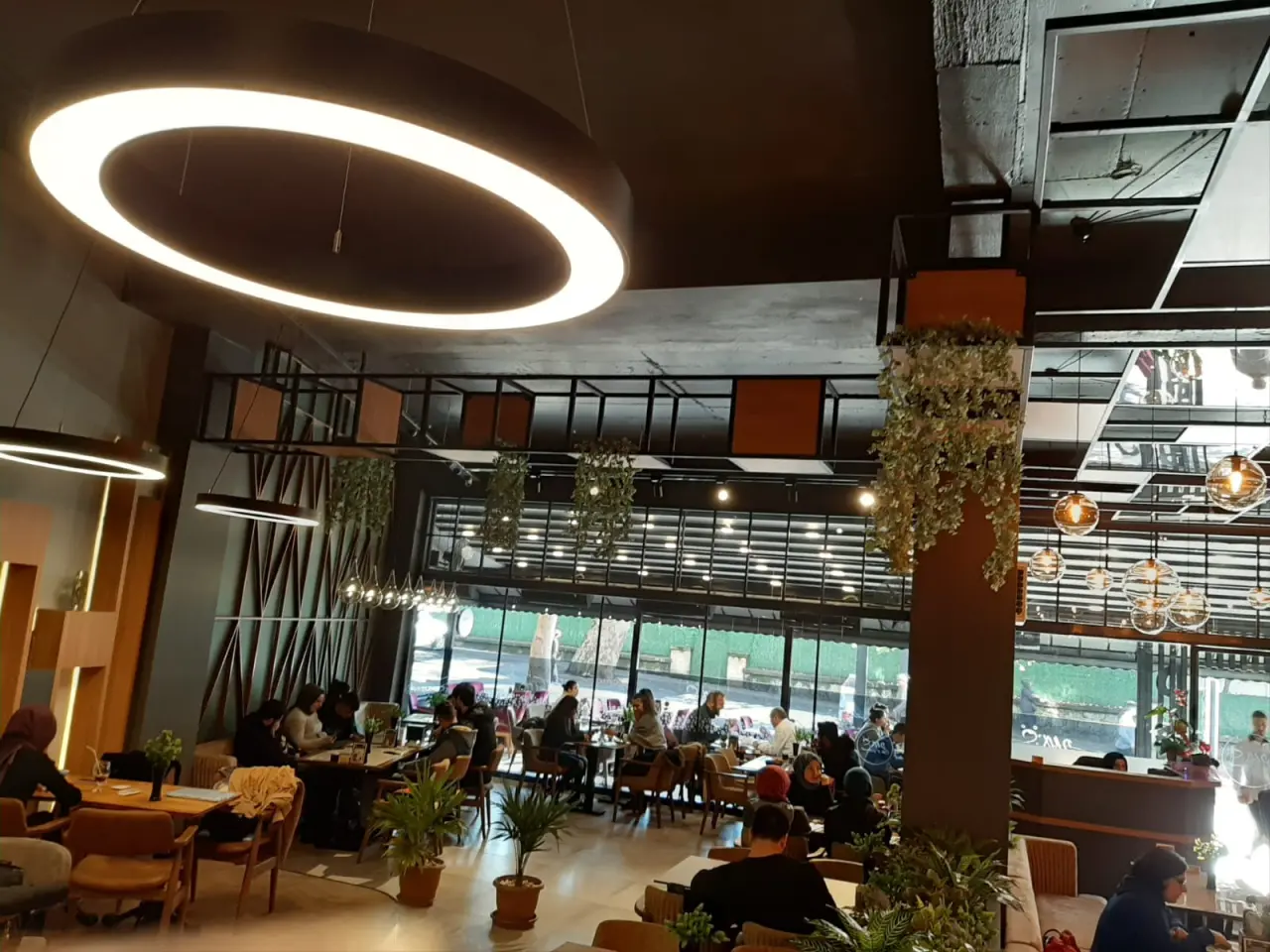 Haber: D’LUX Kafe & Restaurant Yeni Yüzüyle Hizmetinizde - Galeri-2
