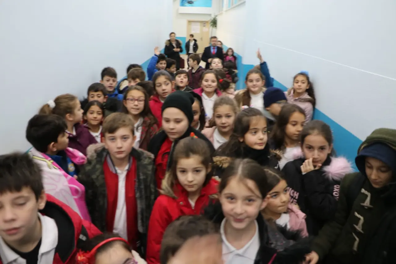Haber: Hendek'te Yüzme Bilmeyen Kalmasın - Galeri-3