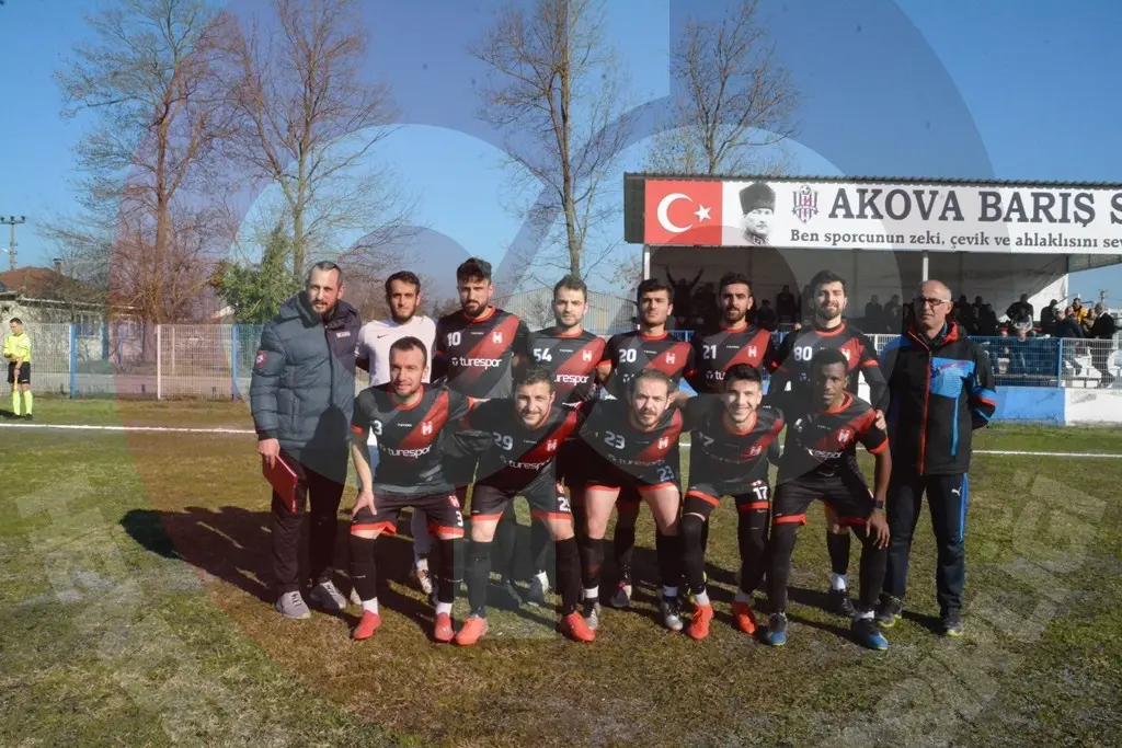 Haber: Hendek Derbisinde Kazanan Yenimahallespor - Galeri-2