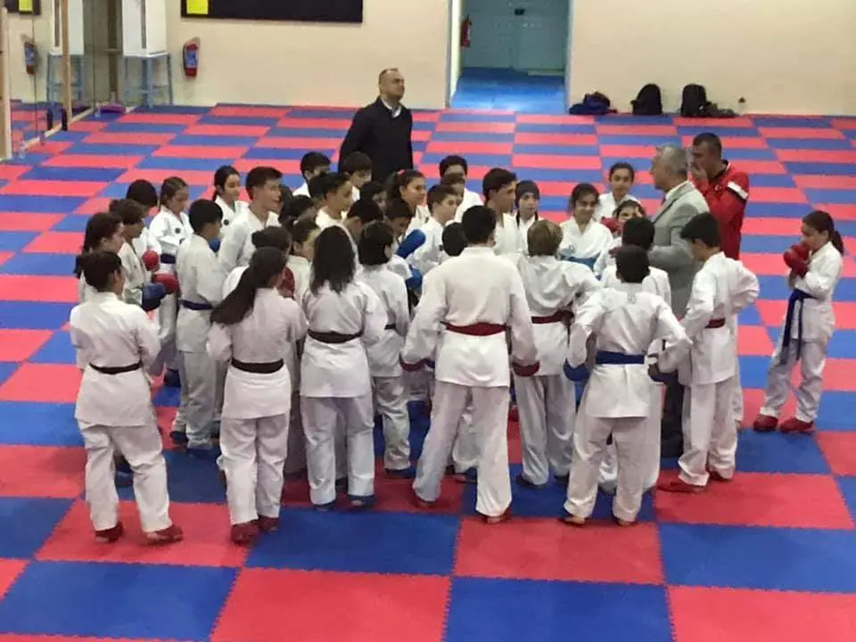 Haber: Babaoğlu’ndan Karatecilere Moral Ziyareti - Galeri-3