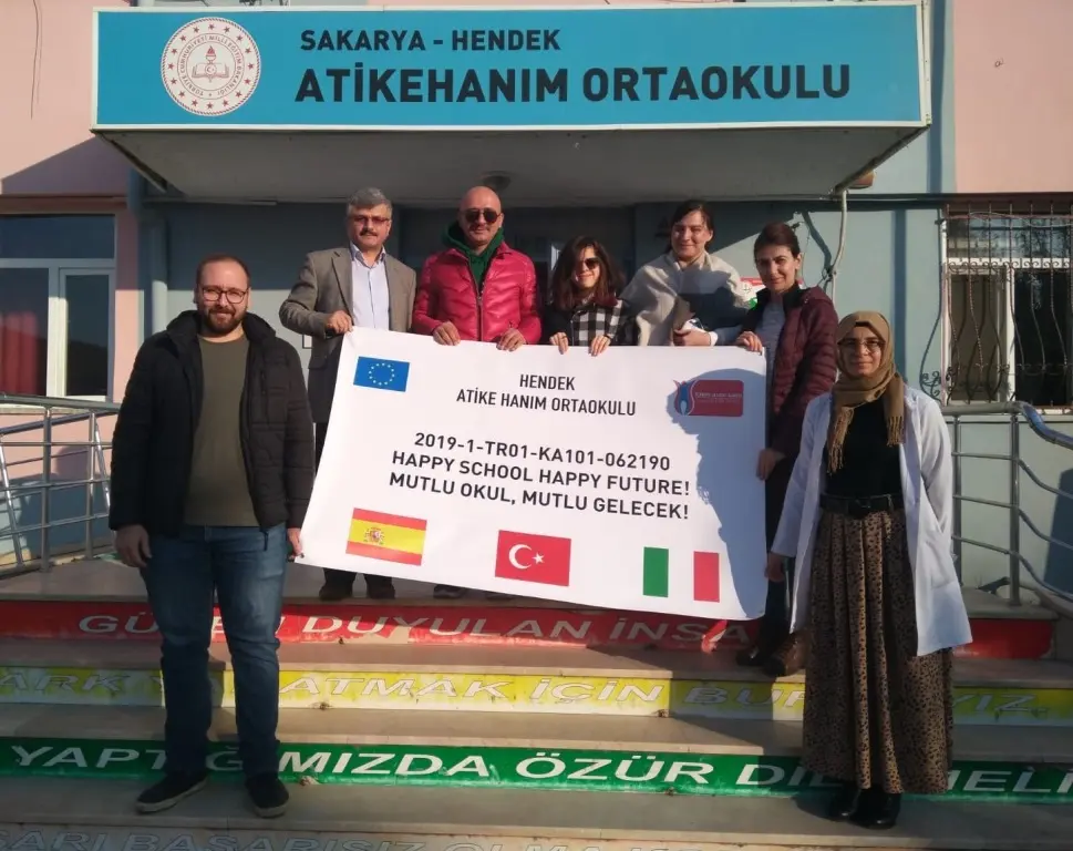 Haber: Atikehanım Ortaokulu Öğretmenleri İspanya Yolcusu - Öne Çıkan