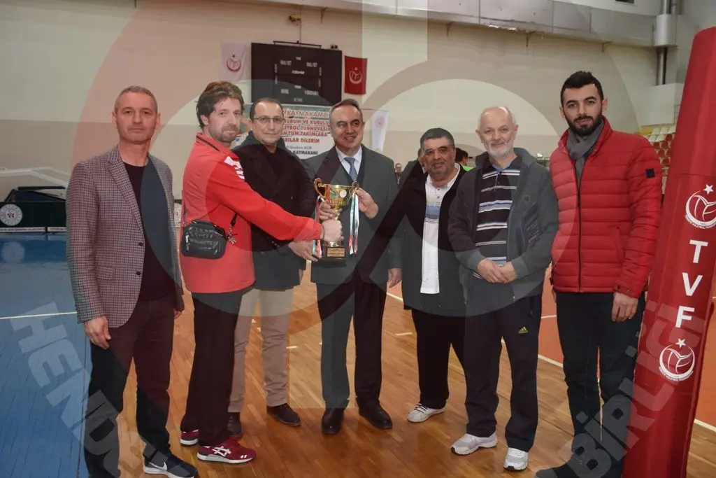 Haber: Voleybol’un Şampiyonu Türespor - Galeri-10