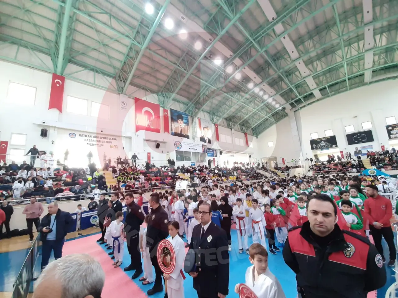 Haber: Gaffar Okkan Karate Turnuvası Başladı - Öne Çıkan