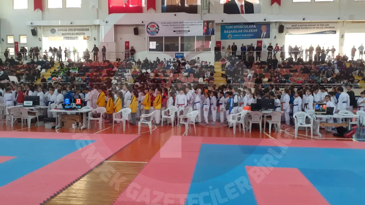 Haber: Gaffar Okkan Karate Turnuvası Başladı - Galeri-3
