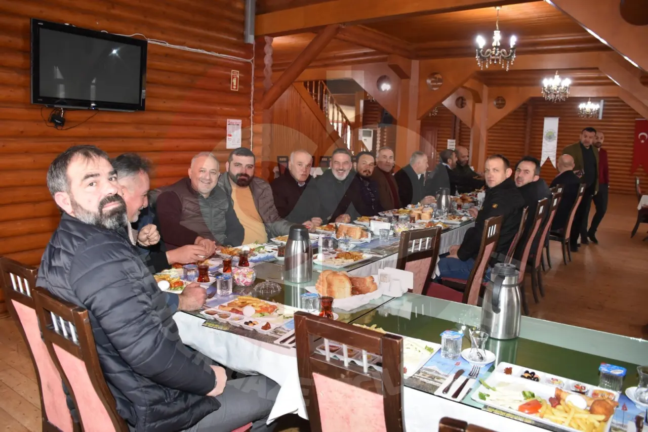 Haber: Hendekspor Taraftarı Maça Kilitlendi - Galeri-5