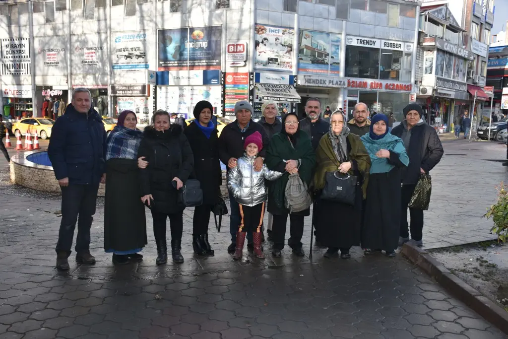 Haber: Hendek'te Umre Kafilesi Dualarla Uğurlandı - Galeri-1