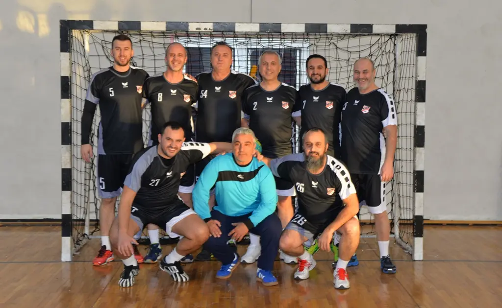 Haber: Veteran Hentbolcular  Gaffar Okkan’ı unutmadı - Galeri-2