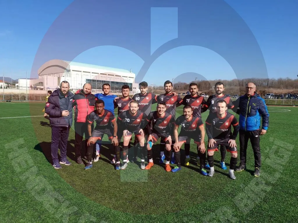 Haber: Yenimahallespor Şampiyonluğa Bir Adım Daha Yaklaştı - Öne Çıkan