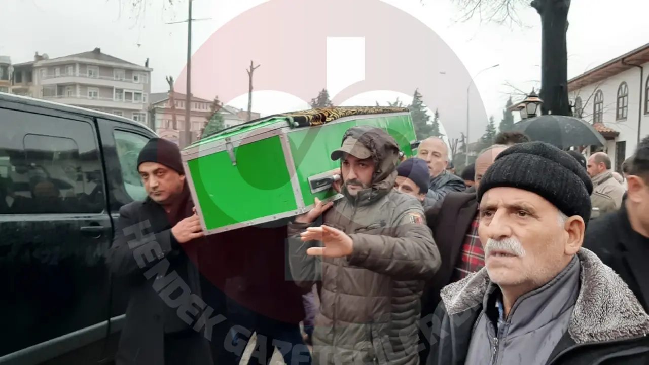 Haber: İskefiyeli Ailesinden Babaya Son Görev - Galeri-1
