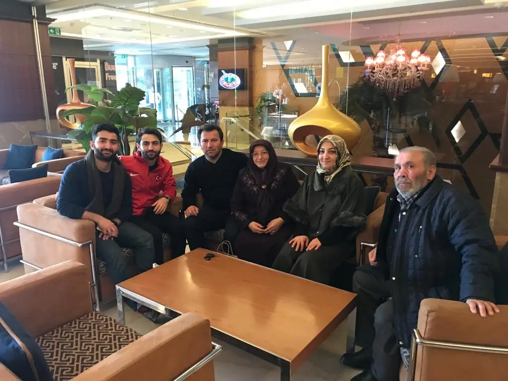 Haber: Ömer Faruk’a Aile Morali - Galeri-1