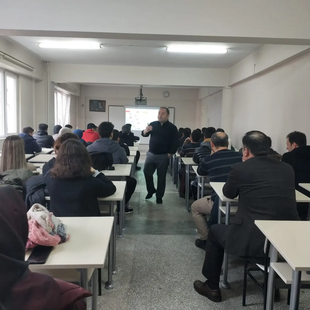 Haber: Hendek MYO’da İlk Ders Etkinlikleri Uzmanlarla Gerçekleştirildi - Öne Çıkan