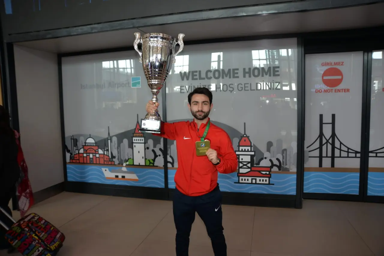 Haber: Şampiyona Coşkulu Karşılama - Galeri-5