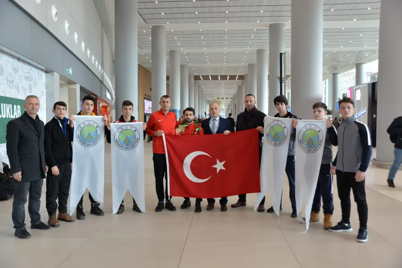 Haber: Şampiyona Coşkulu Karşılama - Galeri-1