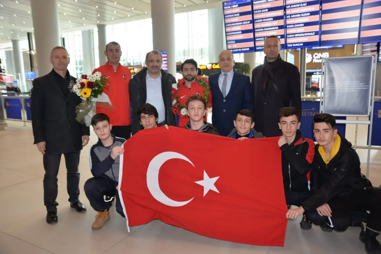 Haber: Şampiyona Coşkulu Karşılama - Galeri-6