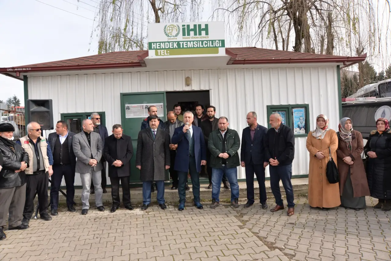 Haber: 299. YARDIM TIR’I DUALARLA UĞURLANDI - Galeri-1
