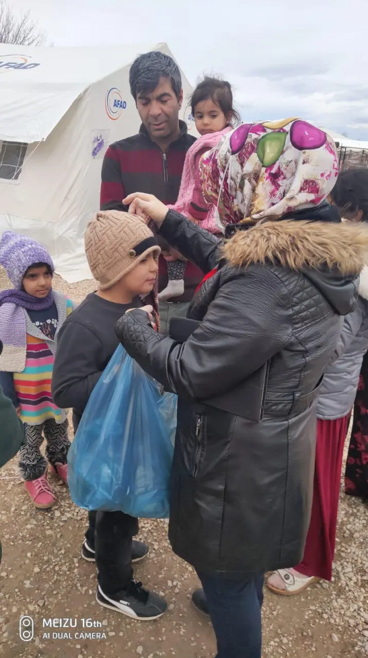 Haber: İlmek İlmek Sevgiler Elazığ'da Yürekleri Isıttı - Galeri-4