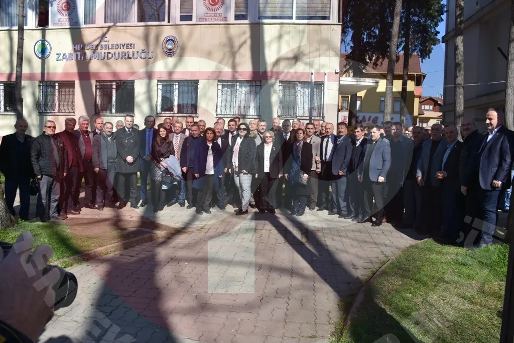 Haber: Muhtarlar Derneği Yeni Binasında - Galeri-6