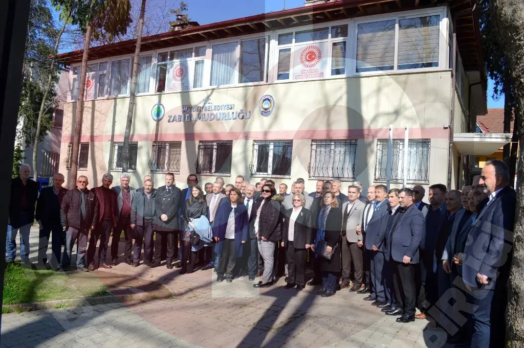 Haber: Muhtarlar Derneği Yeni Binasında - Galeri-1