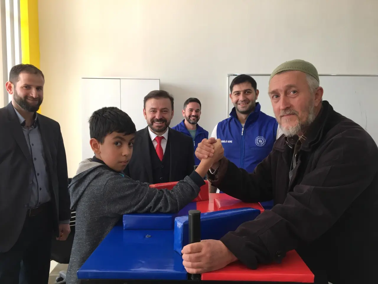 Haber: Hendek İlçe Müftülüğü Personeli ,  Gençlik Merkezine Hayran kaldı - Galeri-11