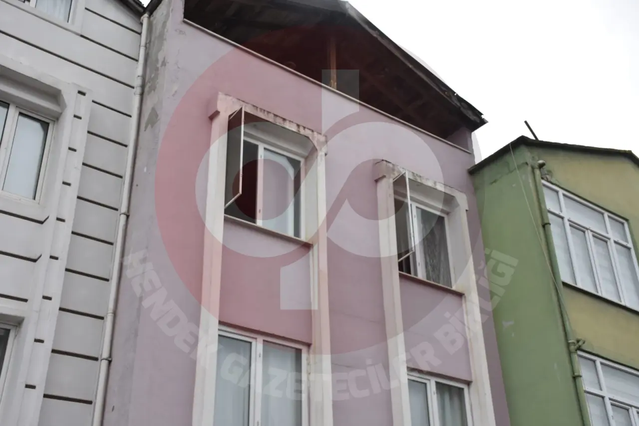Haber: Yangın Paniğe Neden Oldu - Galeri-2
