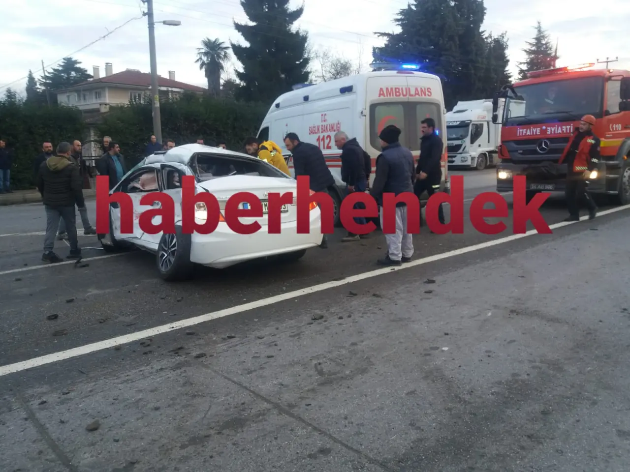 Haber: Hendek'te Kaza 1 Ölü 2 Yaralı - Öne Çıkan