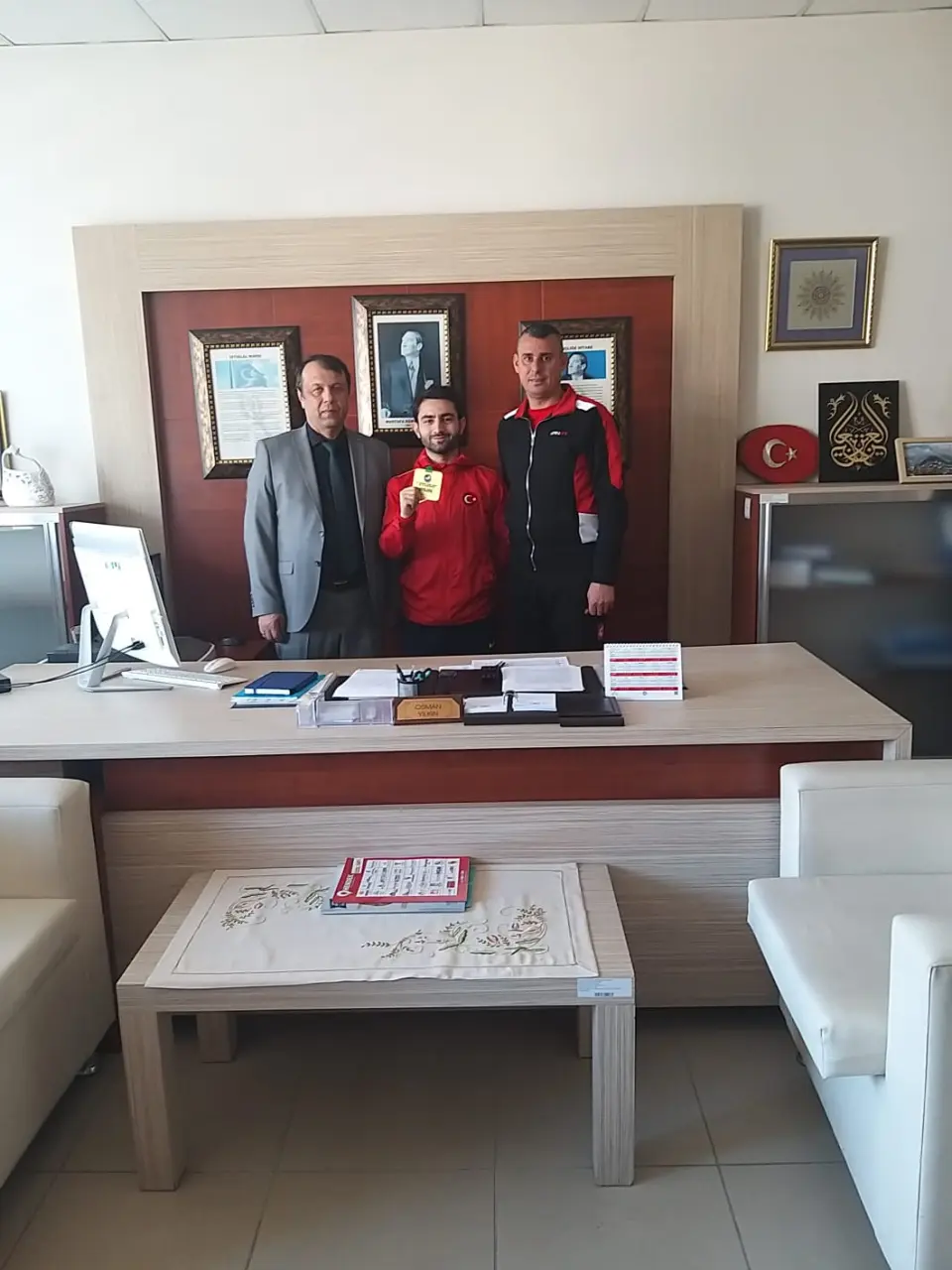 Haber: Şampiyon Teşekkür Turunda - Galeri-1
