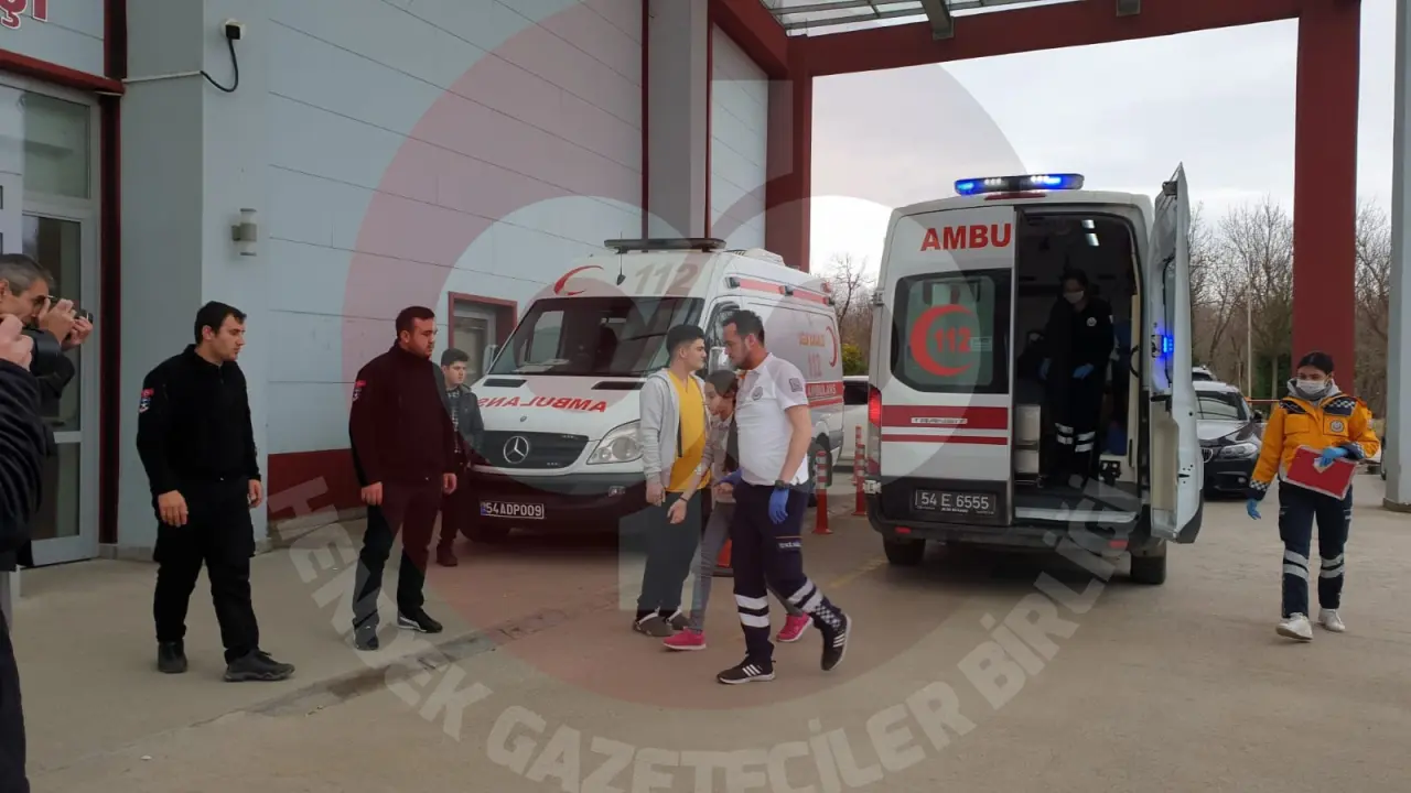 Haber: Dört Öğrenci Hastanelik Oldu - Galeri-1