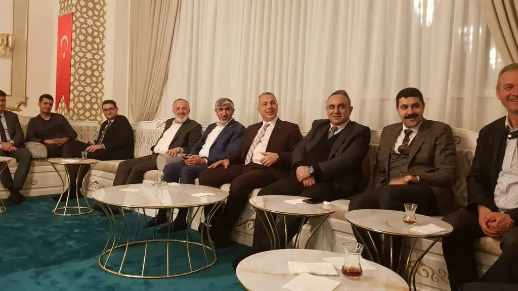 Haber: Hendek Protokolü Gençlik Merkezinde - Galeri-1