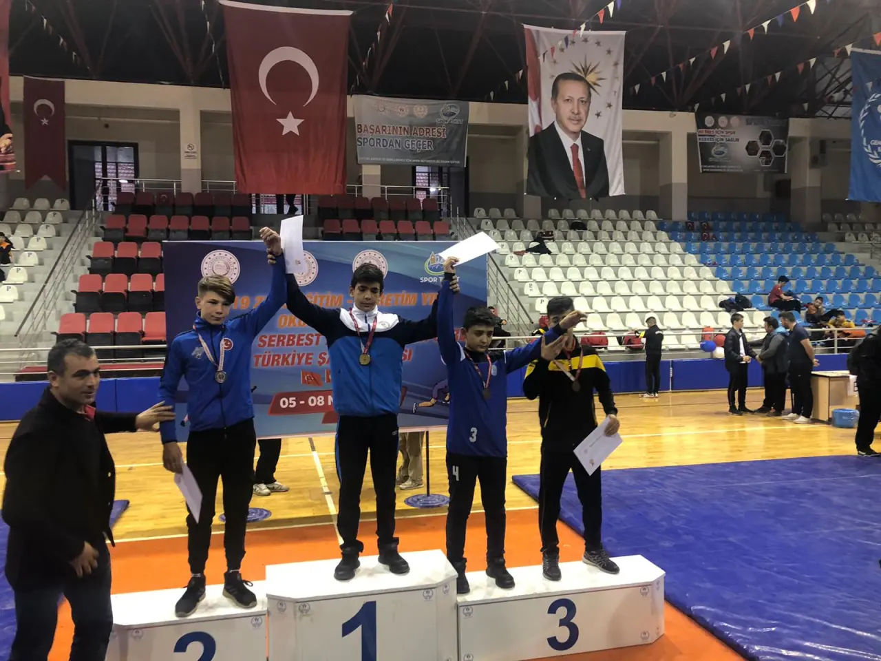 Haber: Hendekli Güreşçilerden 5 Madalya - Galeri-1